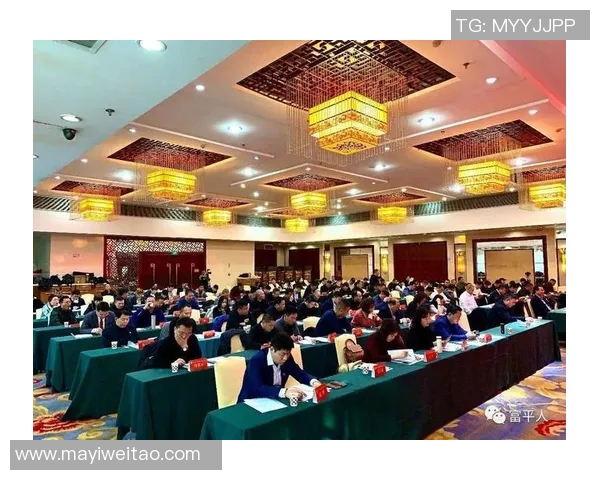 昔日绿茵豪杰再聚首共忆辉煌岁月畅谈足球人生